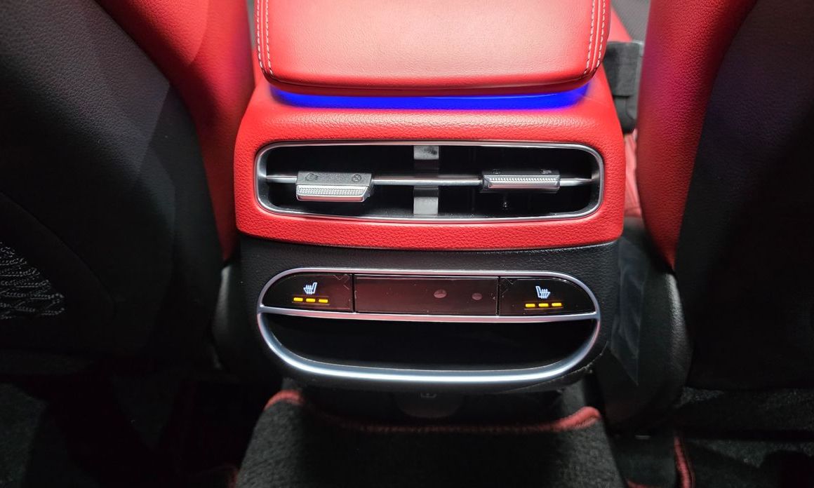 Genesis GV70 2023