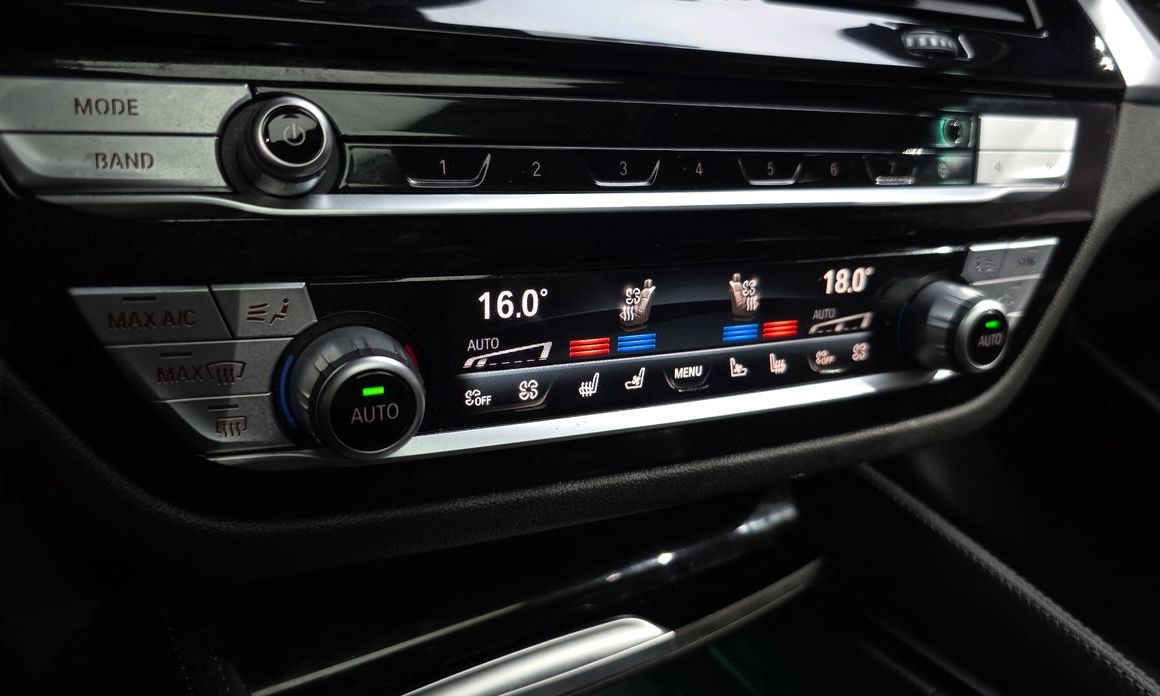 BMW 5-Series 2022