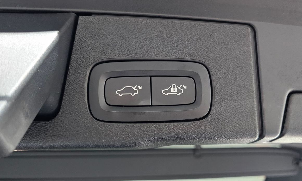 Volvo XC60 2022