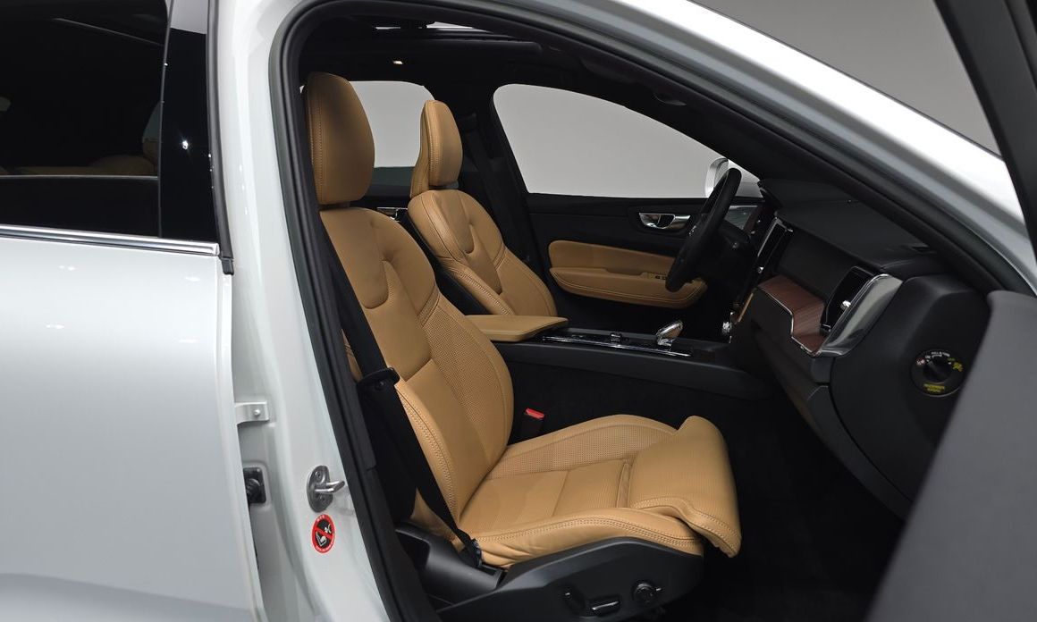 Volvo XC60 2023