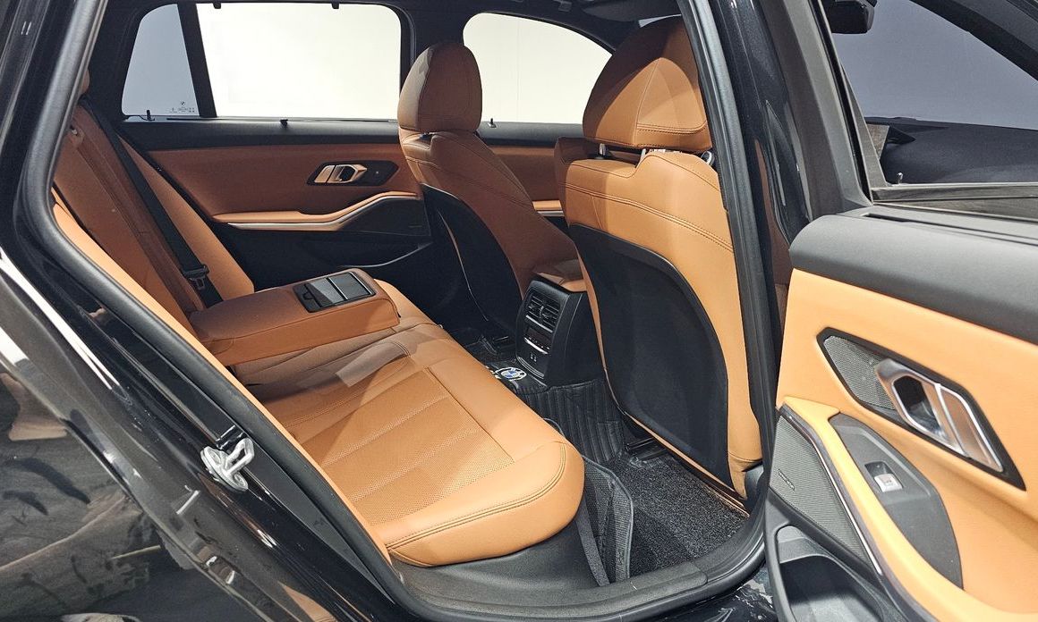 BMW 3-Series 2024