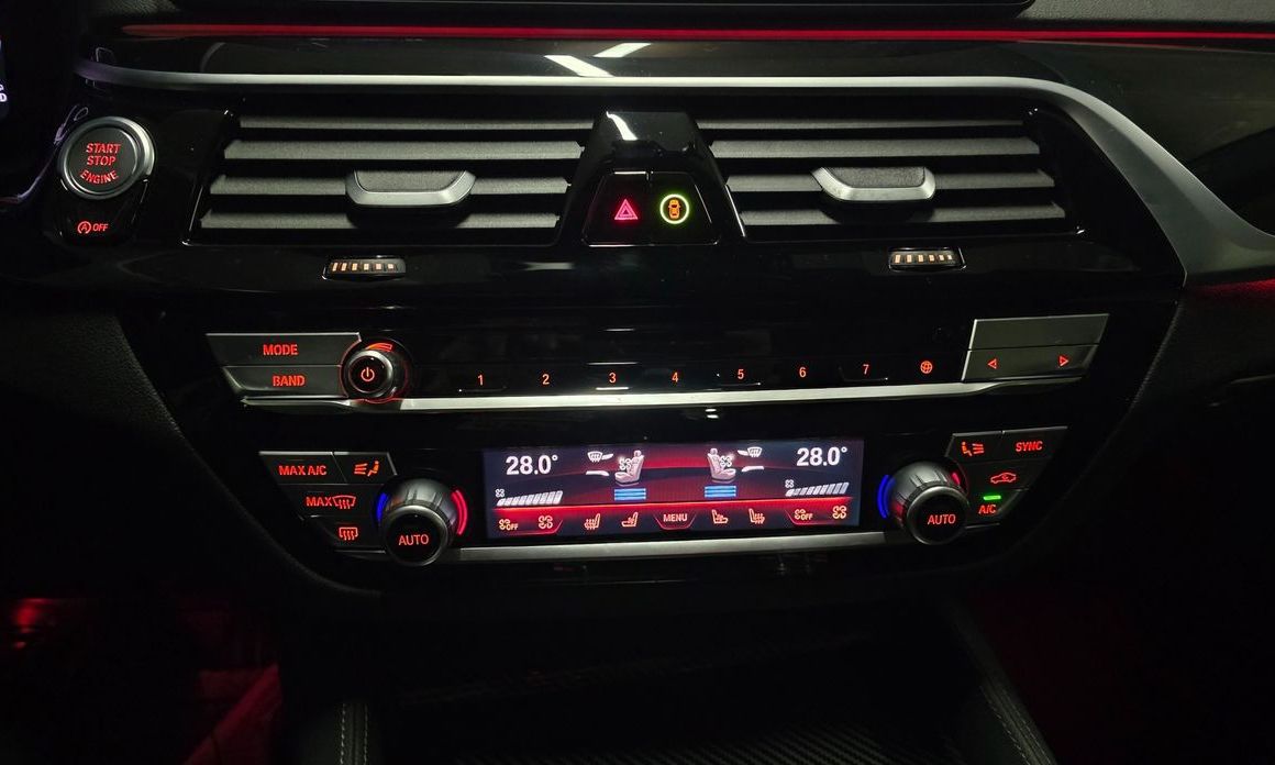 BMW 5-Series 2023
