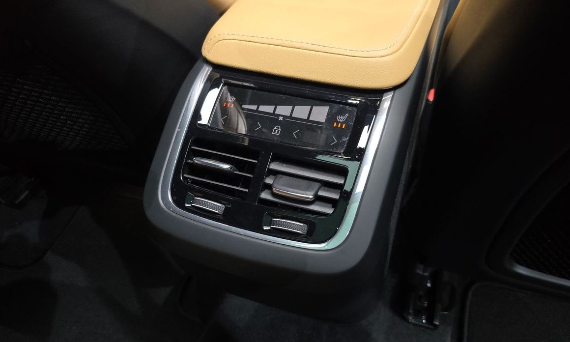 Volvo XC60 2023