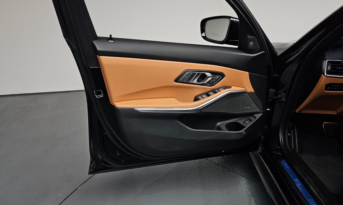 BMW 3-Series 2024