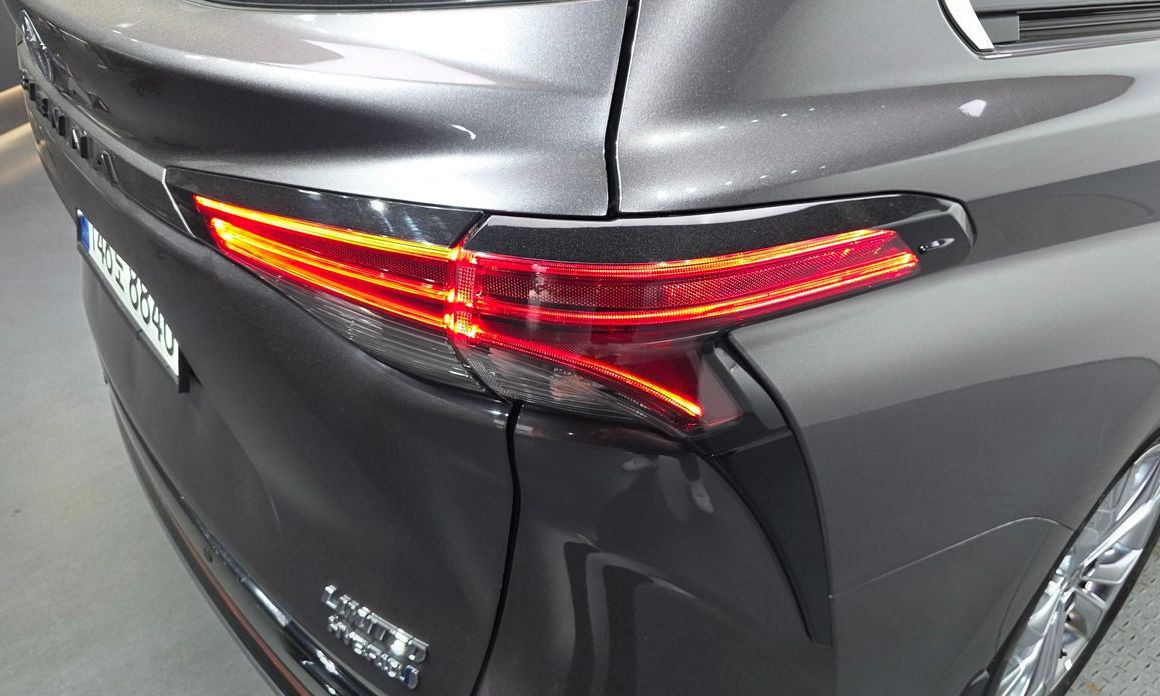 Toyota Sienna 2021