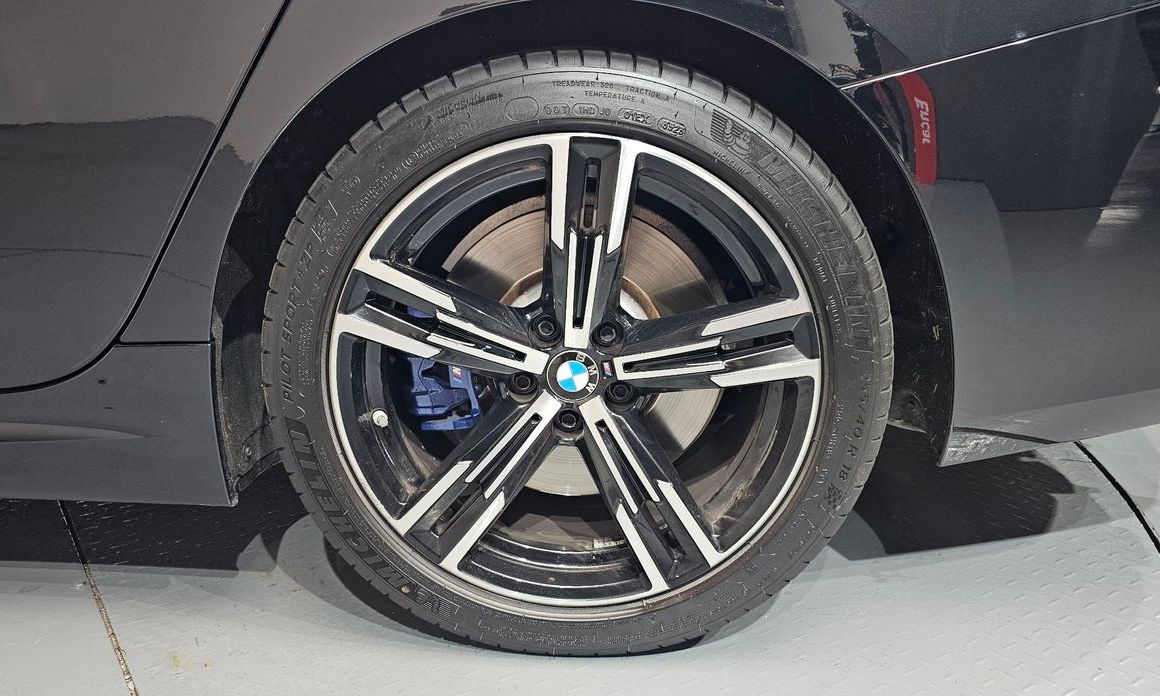 BMW 3-Series 2024