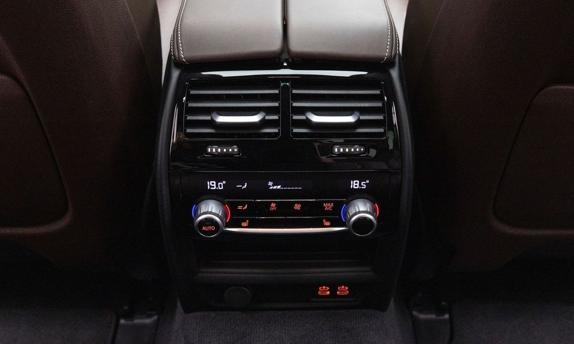 BMW 5-Series 2023