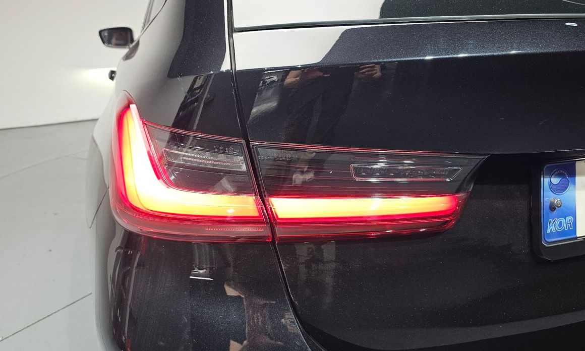 BMW 3-Series 2024