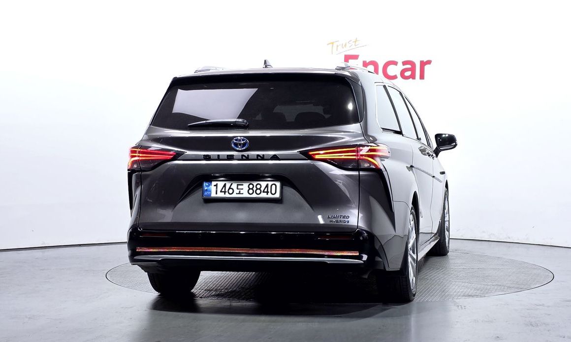 Toyota Sienna 2021