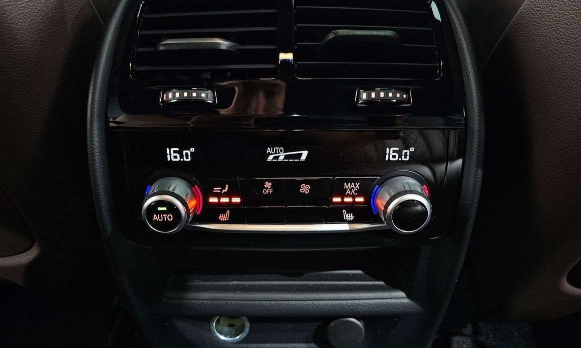 BMW 5-Series 2019