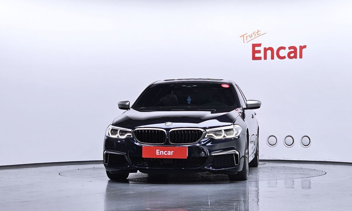 BMW 5-Series 2019