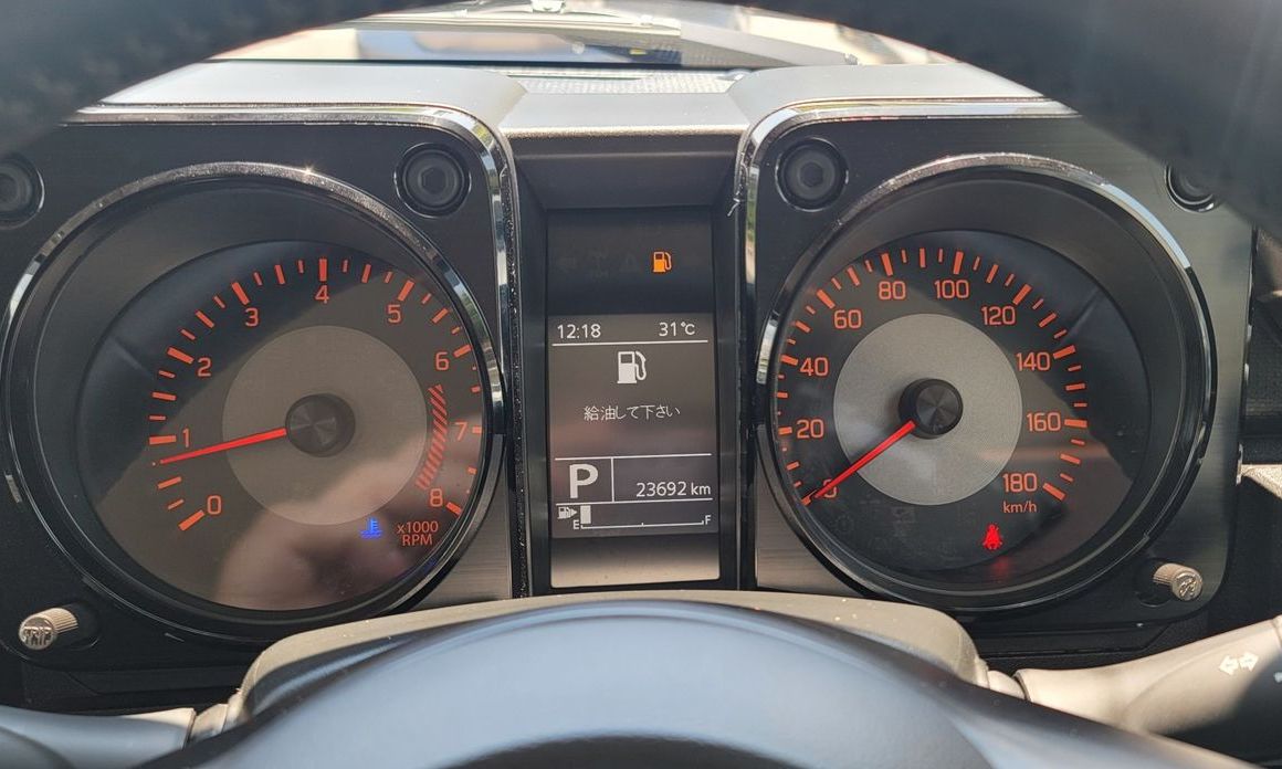 Suzuki Jimny 2023