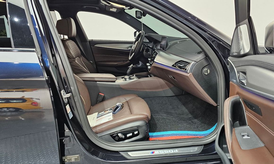BMW 5-Series 2019