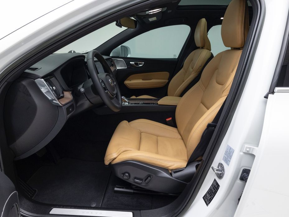 Volvo XC60 2023