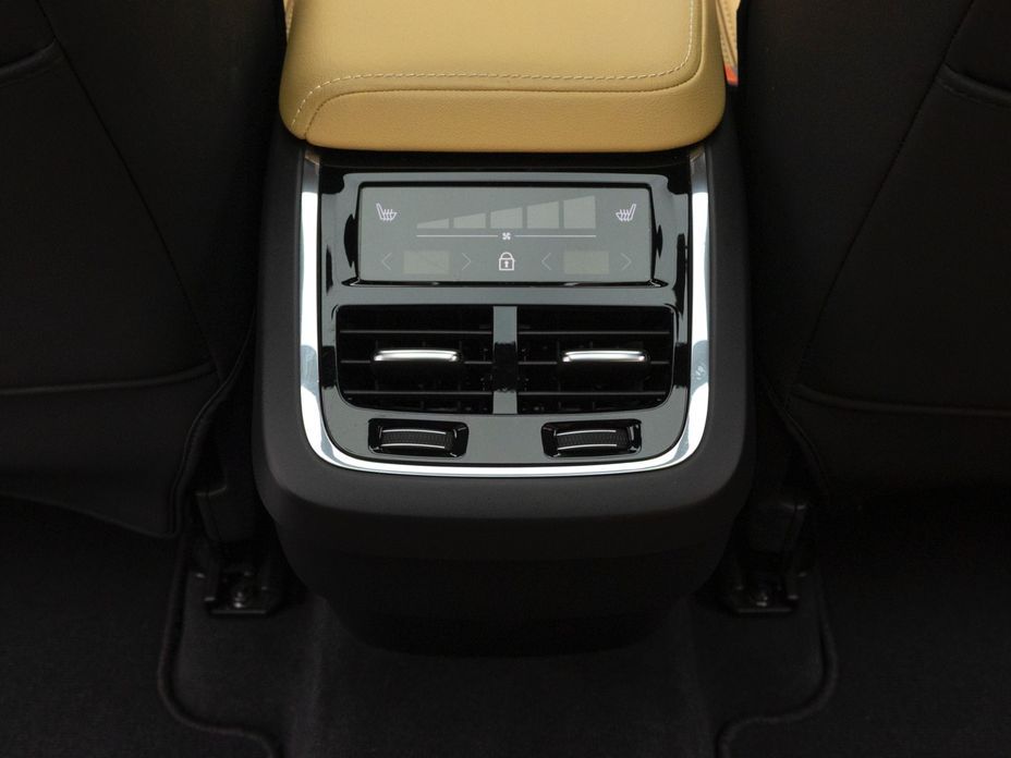 Volvo XC60 2023