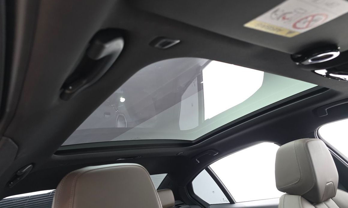 BMW 5-Series 2024
