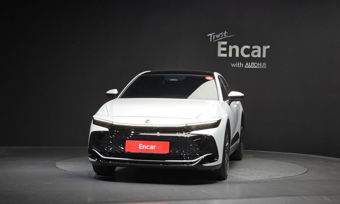 Toyota Crown 2025
