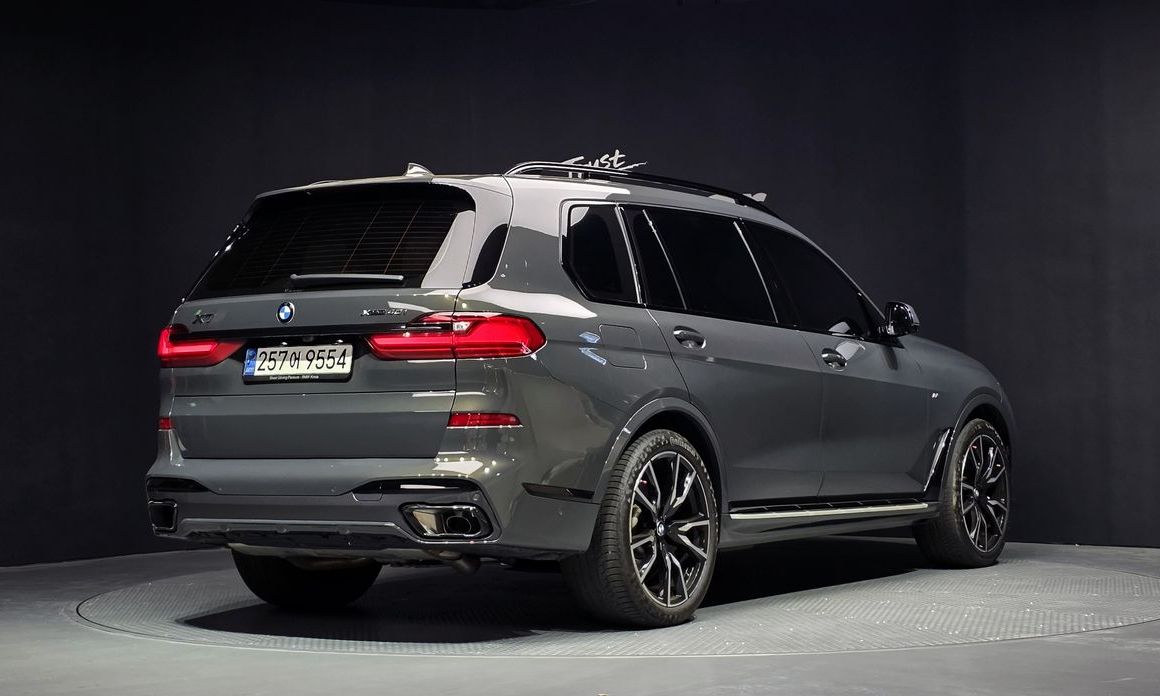 BMW X7 2022