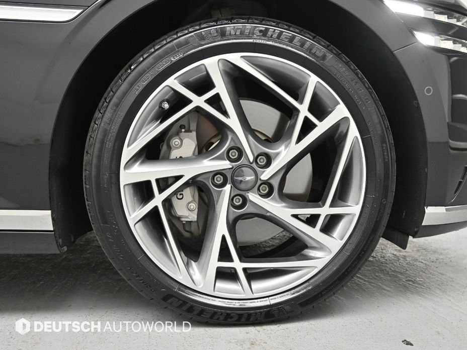 Genesis G90 2025