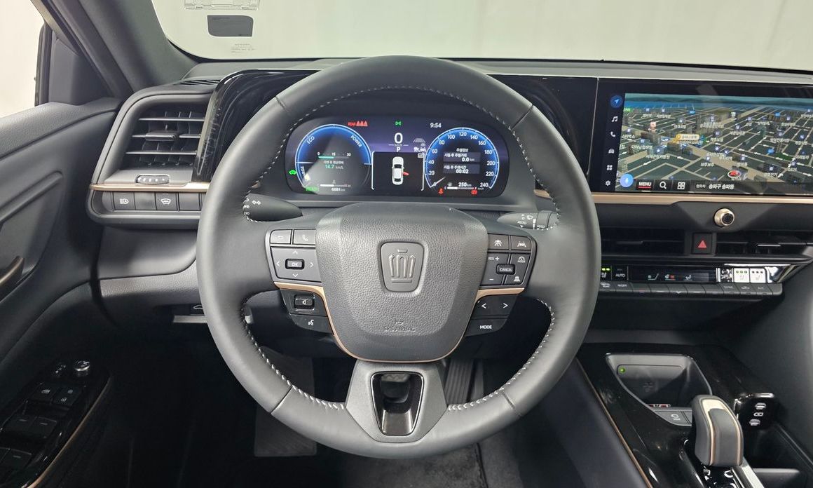 Toyota Crown 2025
