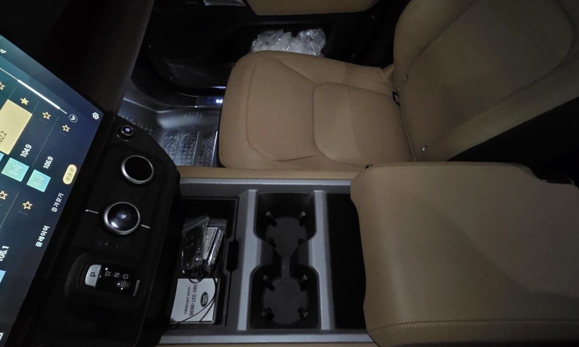 Land Rover Defender 2026