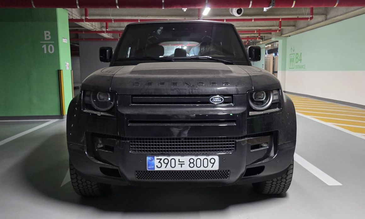 Land Rover Defender 2026