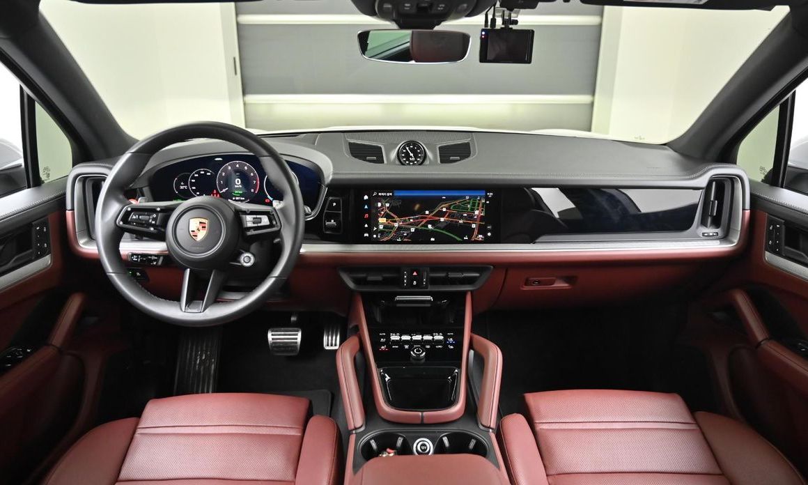 Porsche Cayenne 2025