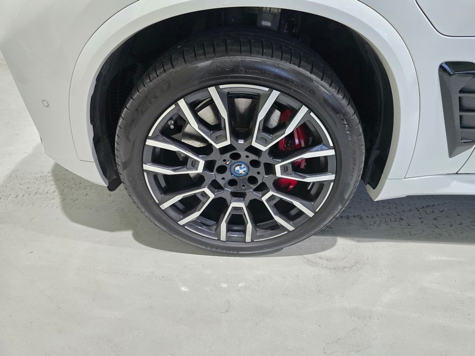 BMW X5 2025