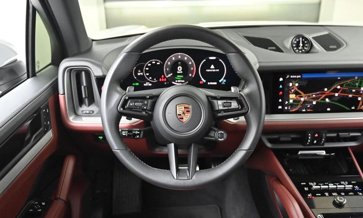 Porsche Cayenne 2025