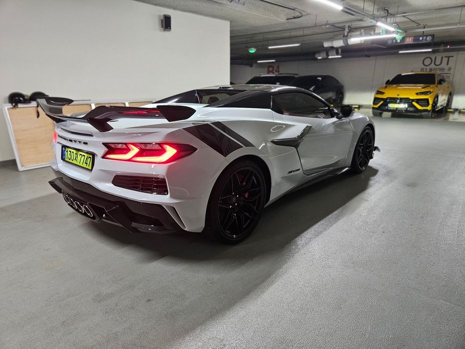 Chevrolet Corvette 2024