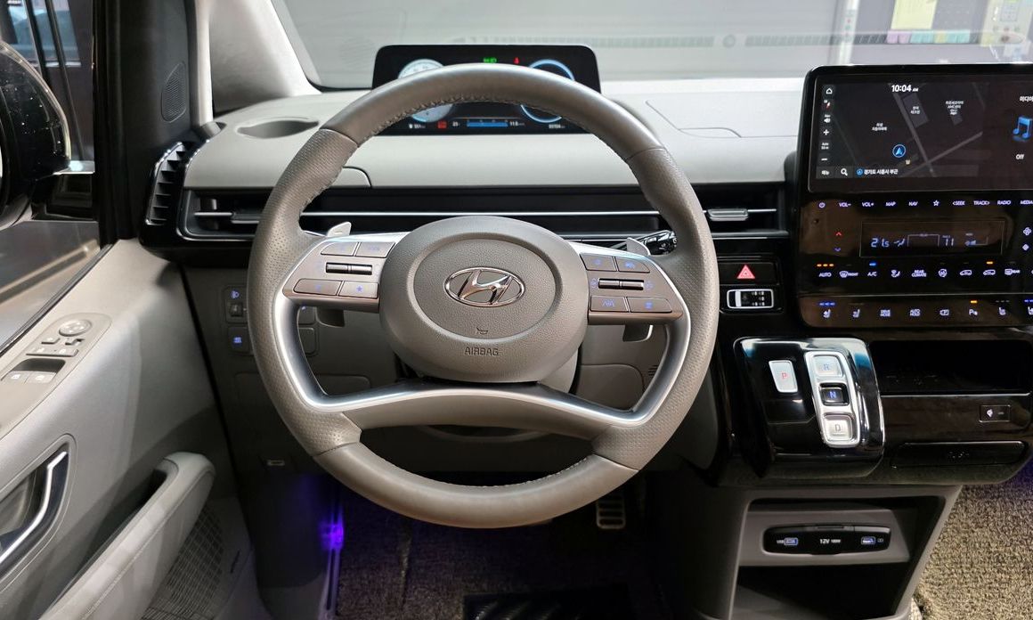 Hyundai Staria 2023