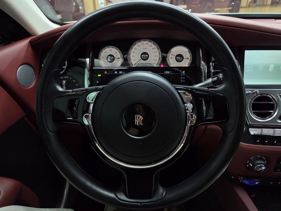 Rolls-Royce Wraith 2016