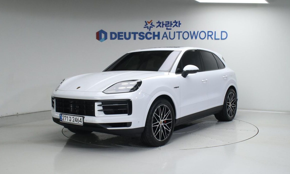 Porsche Cayenne 2025