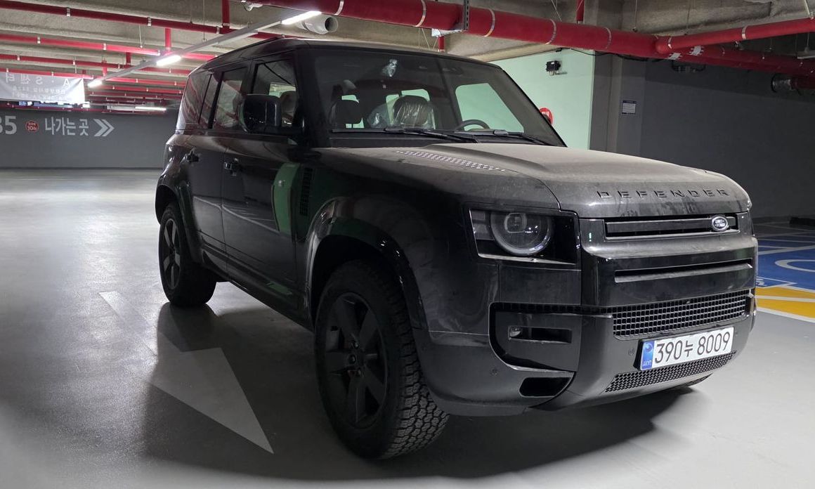 Land Rover Defender 2026
