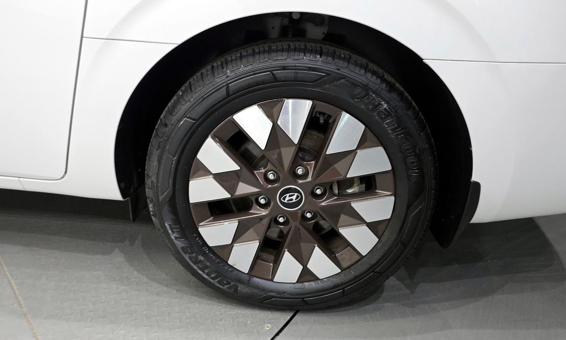 Hyundai Staria 2023