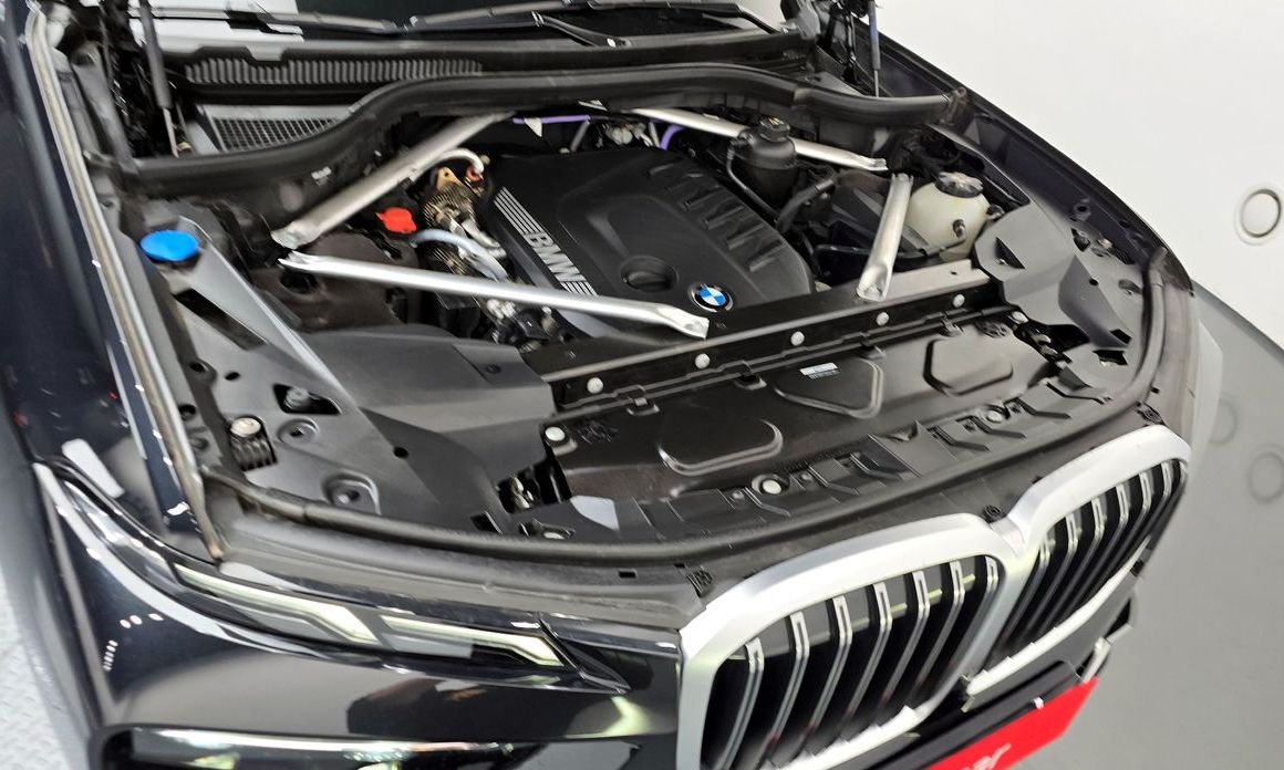 BMW X7 2025