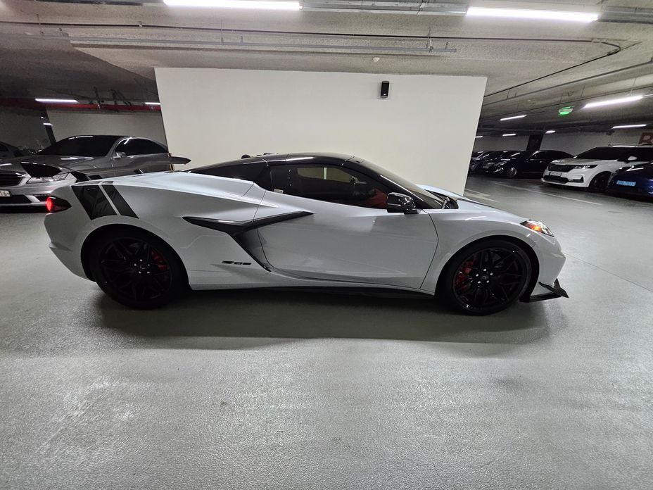 Chevrolet Corvette 2024