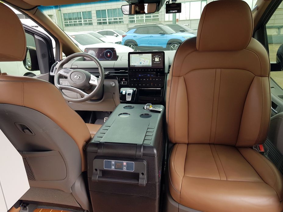 Hyundai Staria 2022