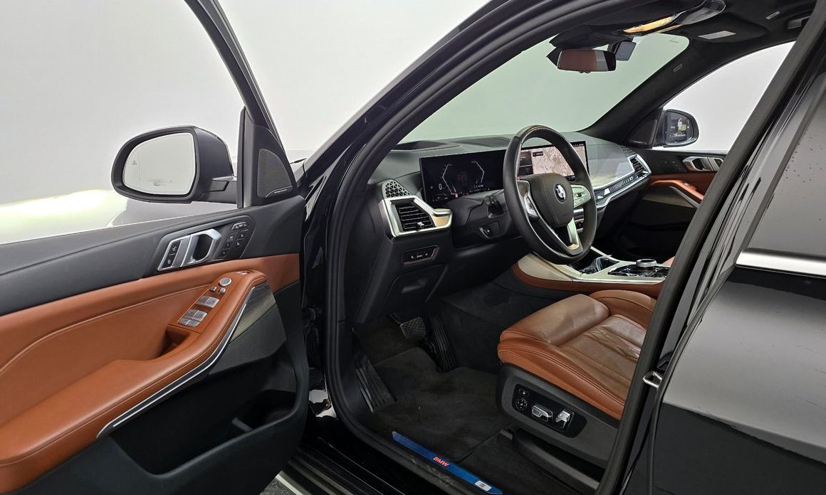 BMW X7 2025