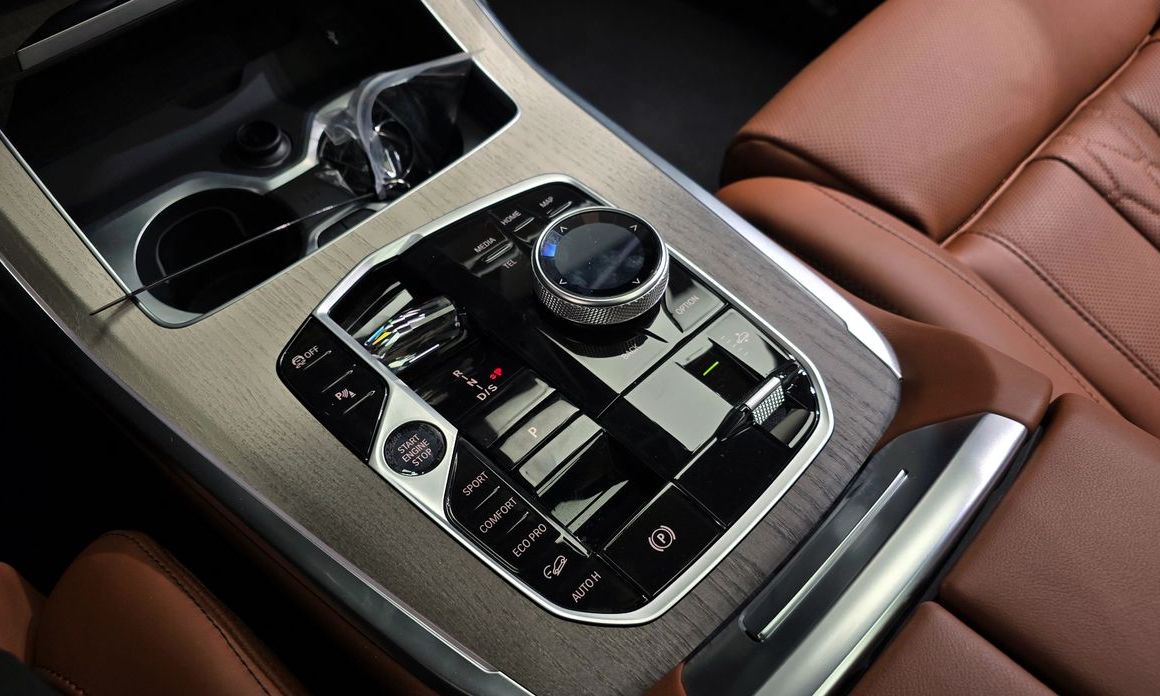 BMW X7 2025