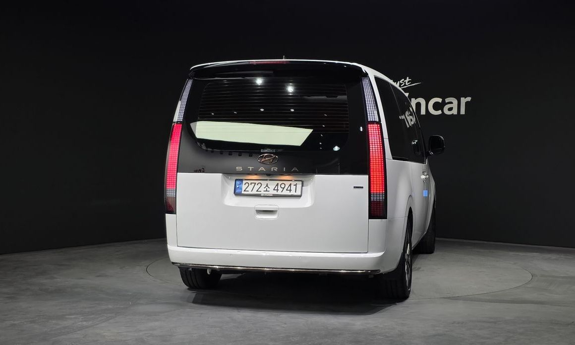 Hyundai Staria 2023