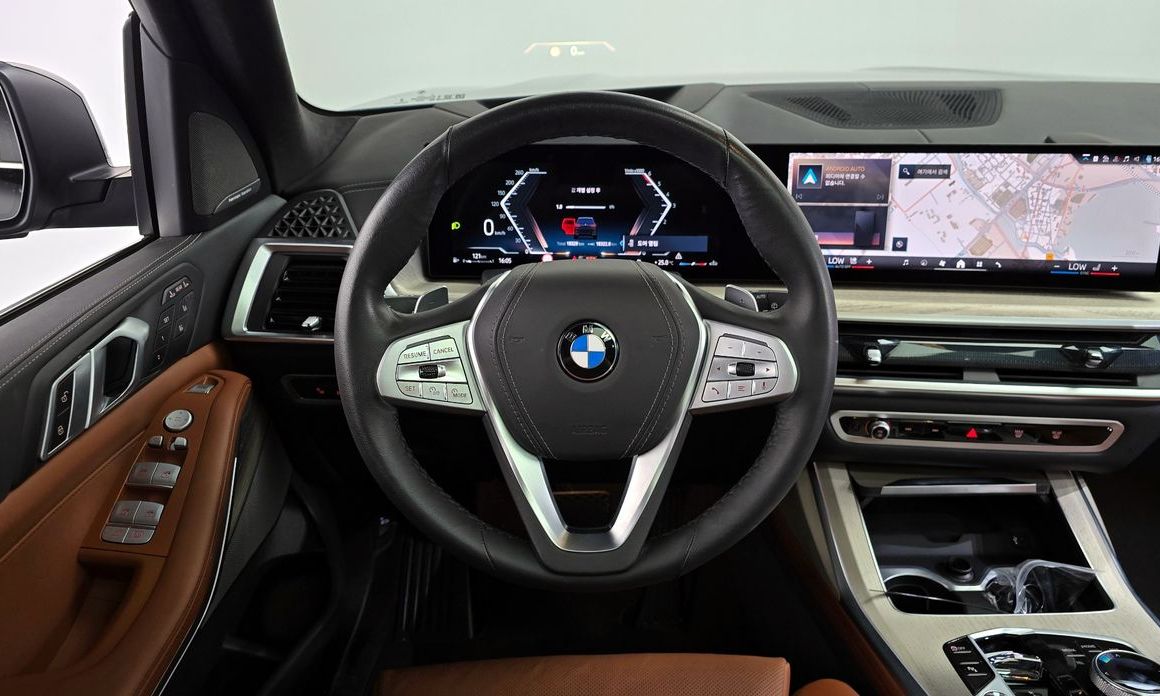 BMW X7 2025