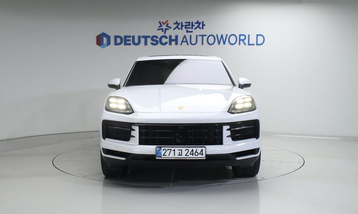 Porsche Cayenne 2025