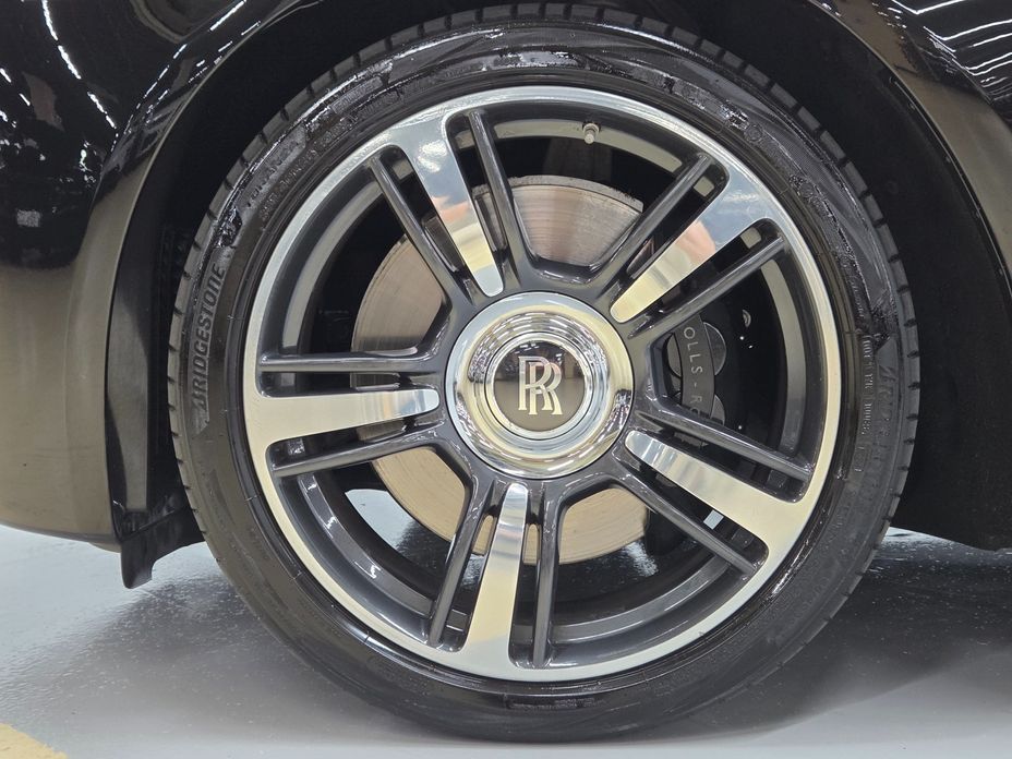 Rolls-Royce Wraith 2016