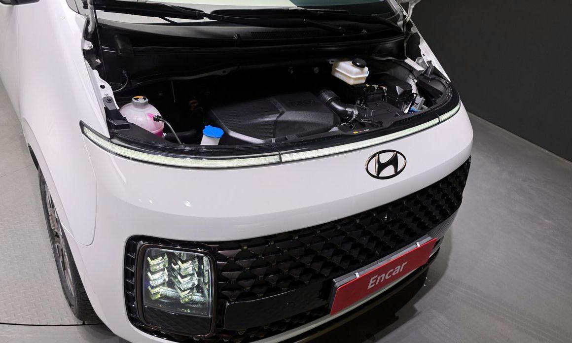 Hyundai Staria 2023