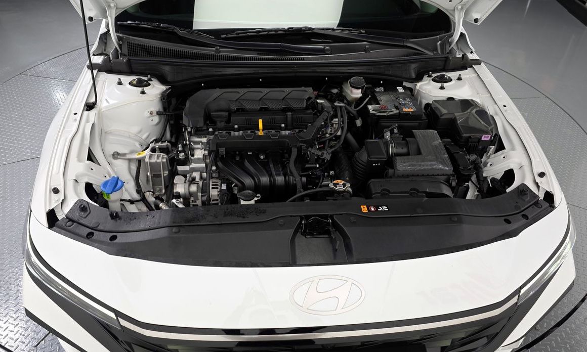 Hyundai AVANTE 2024