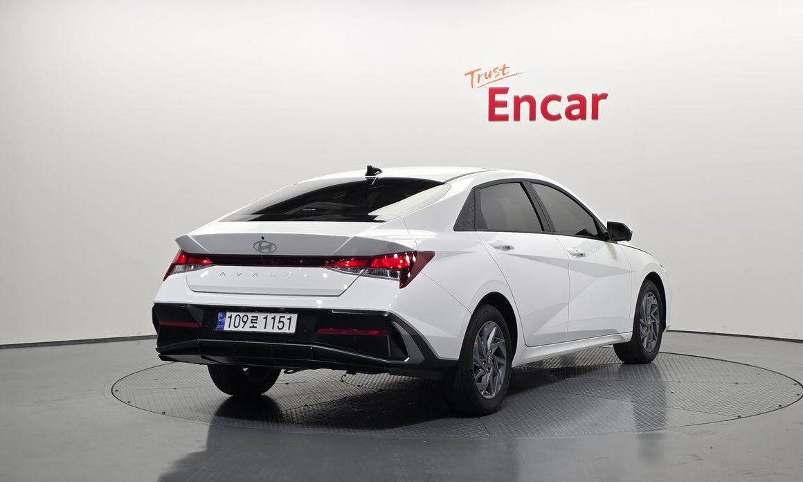 Hyundai AVANTE 2024
