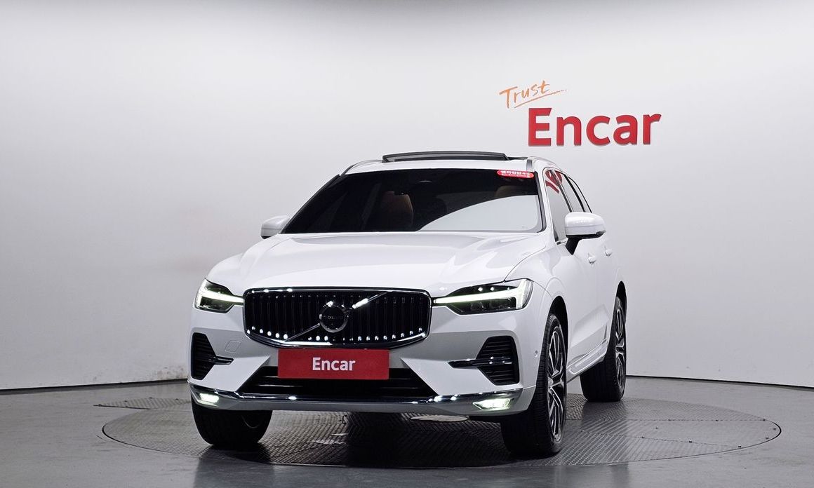 Volvo XC60 2025