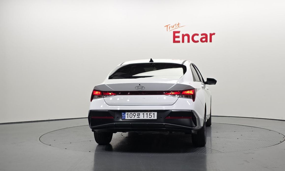 Hyundai AVANTE 2024