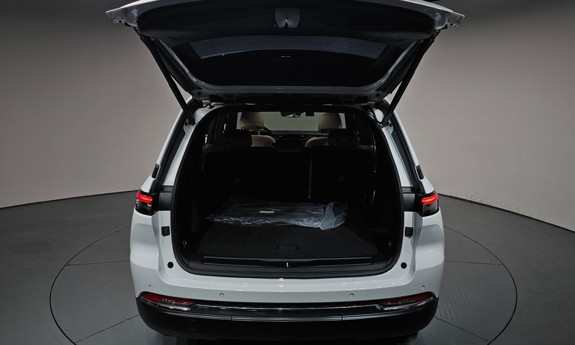Jeep Cherokee 2023